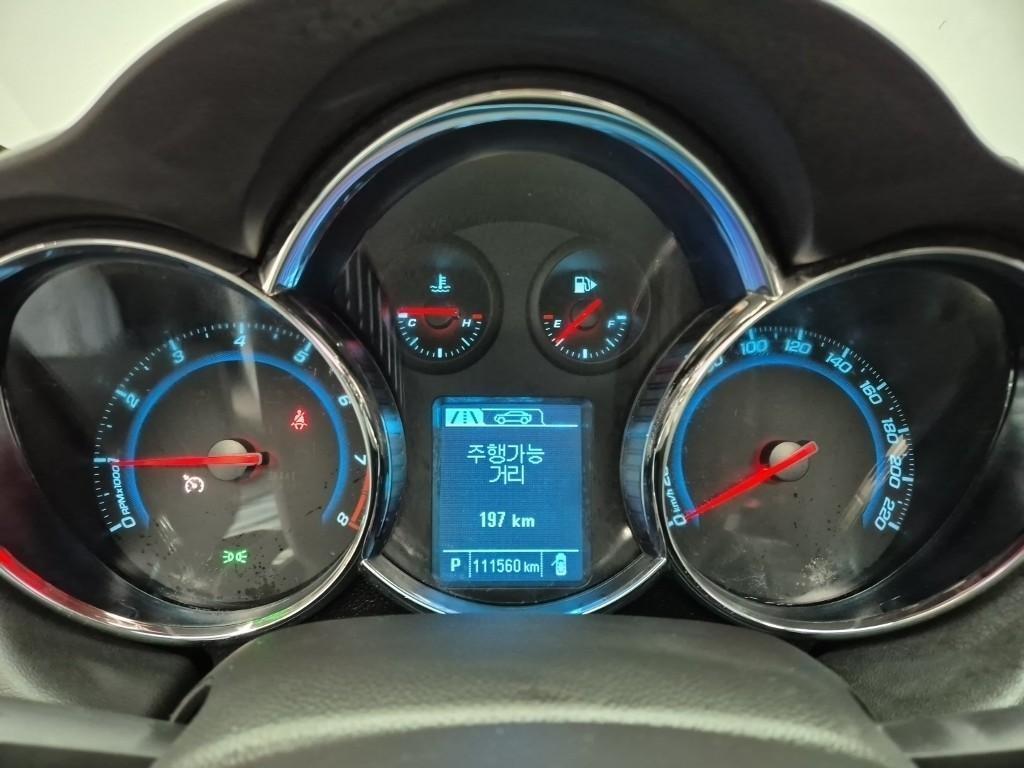 Chevrolet Cruise - Vista 6