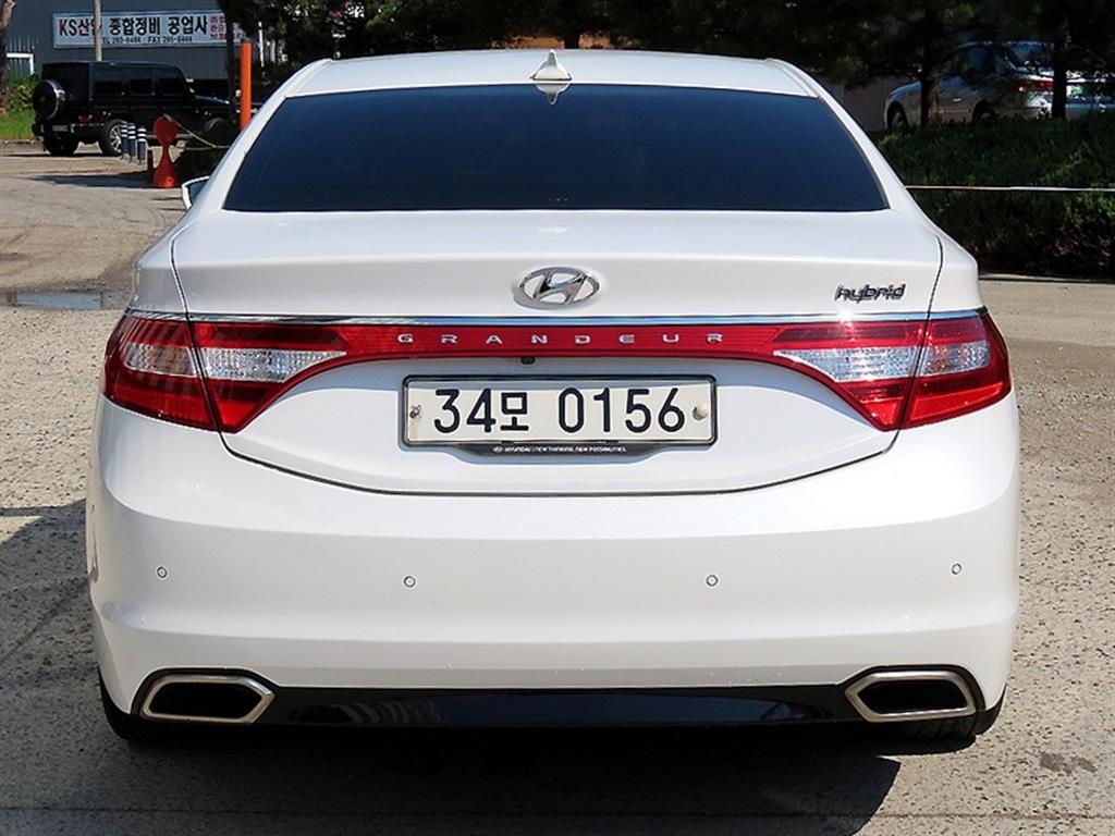 HYUNDAI Grandeur - Vista 4