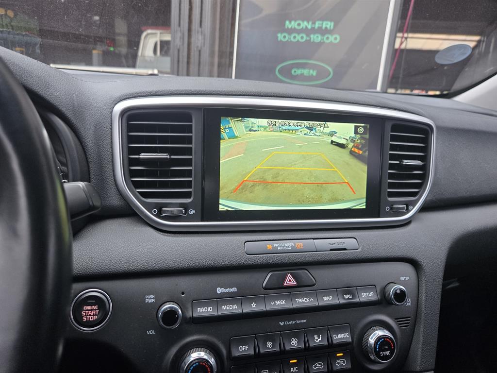 KIA Sportage - Vista 5