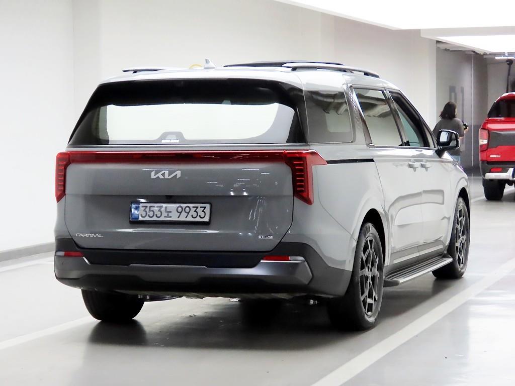 KIA Carnival - Vista 4