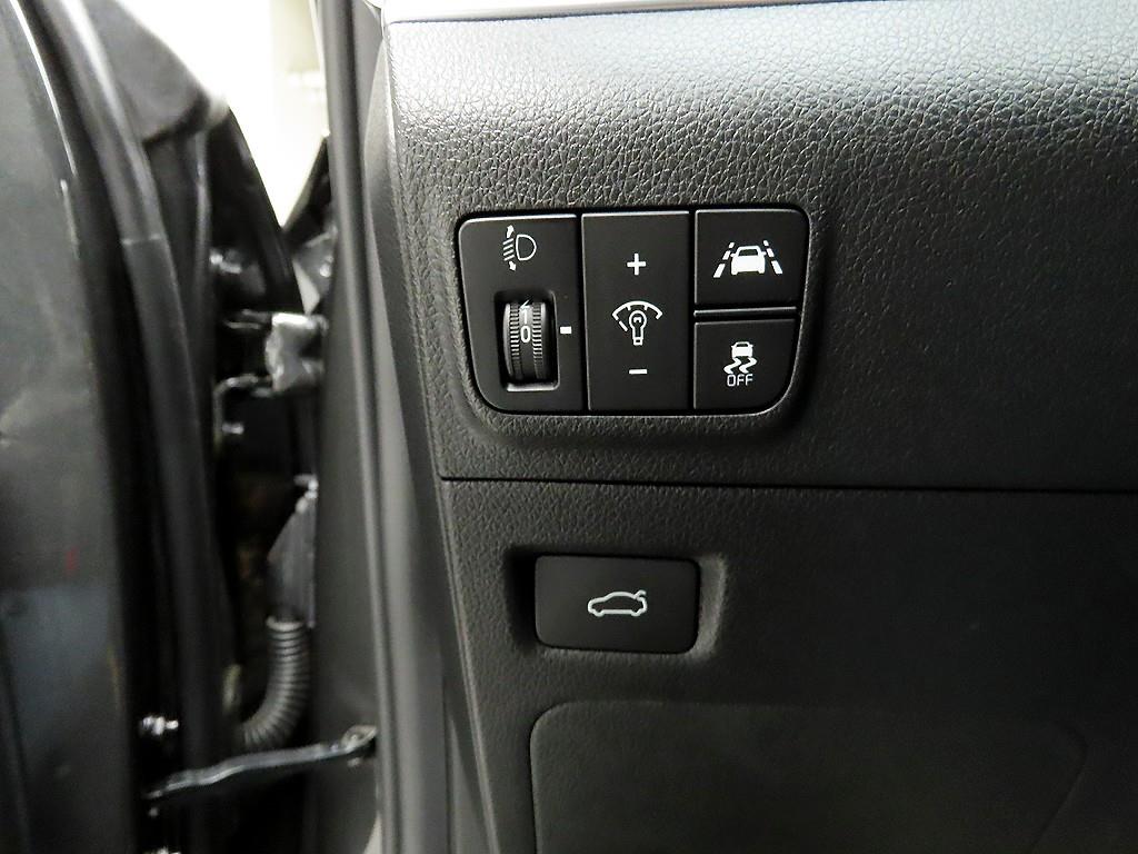 KIA K5 - Vista 12