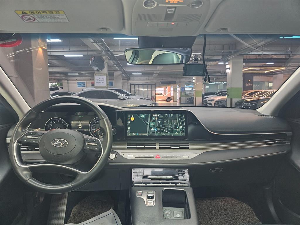 HYUNDAI Grandeur - Vista 8