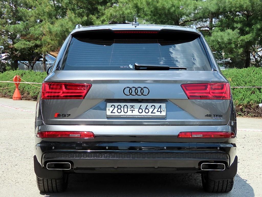 Audi Q7 - Vista 4