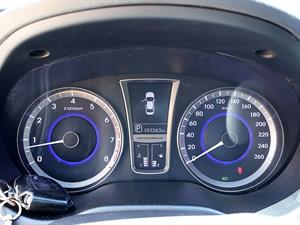 HYUNDAI Grandeur - Vista 12