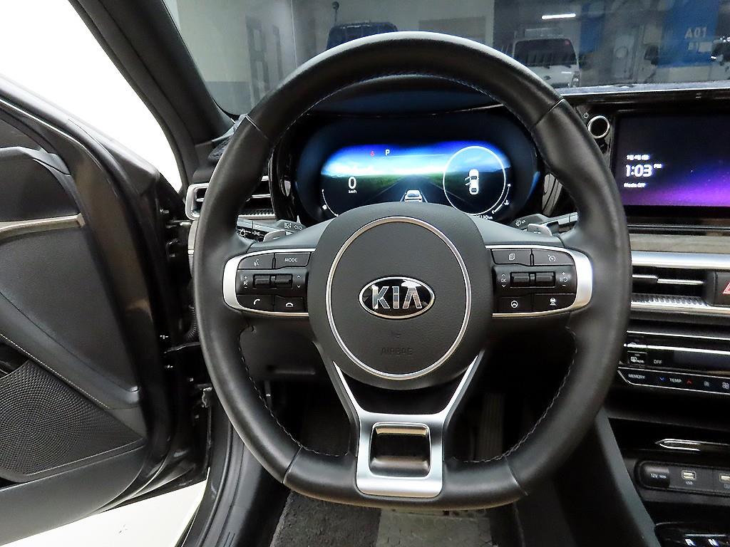 KIA K5 - Vista 7