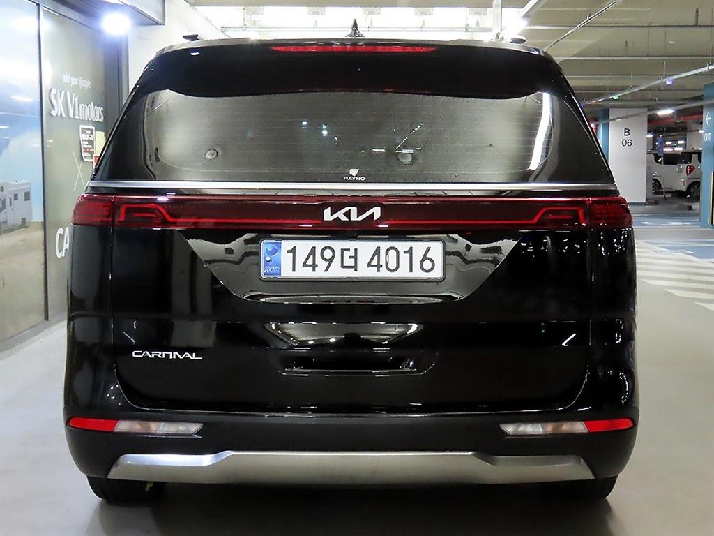 KIA Carnival - Vista 5