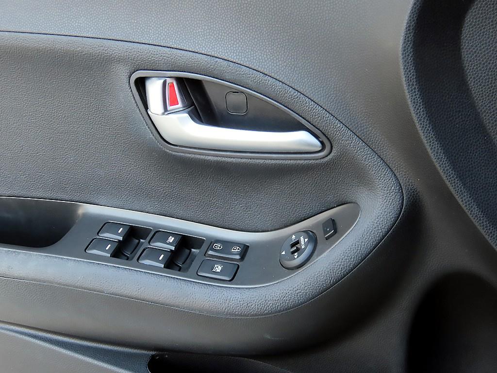 KIA Morning - Vista 11