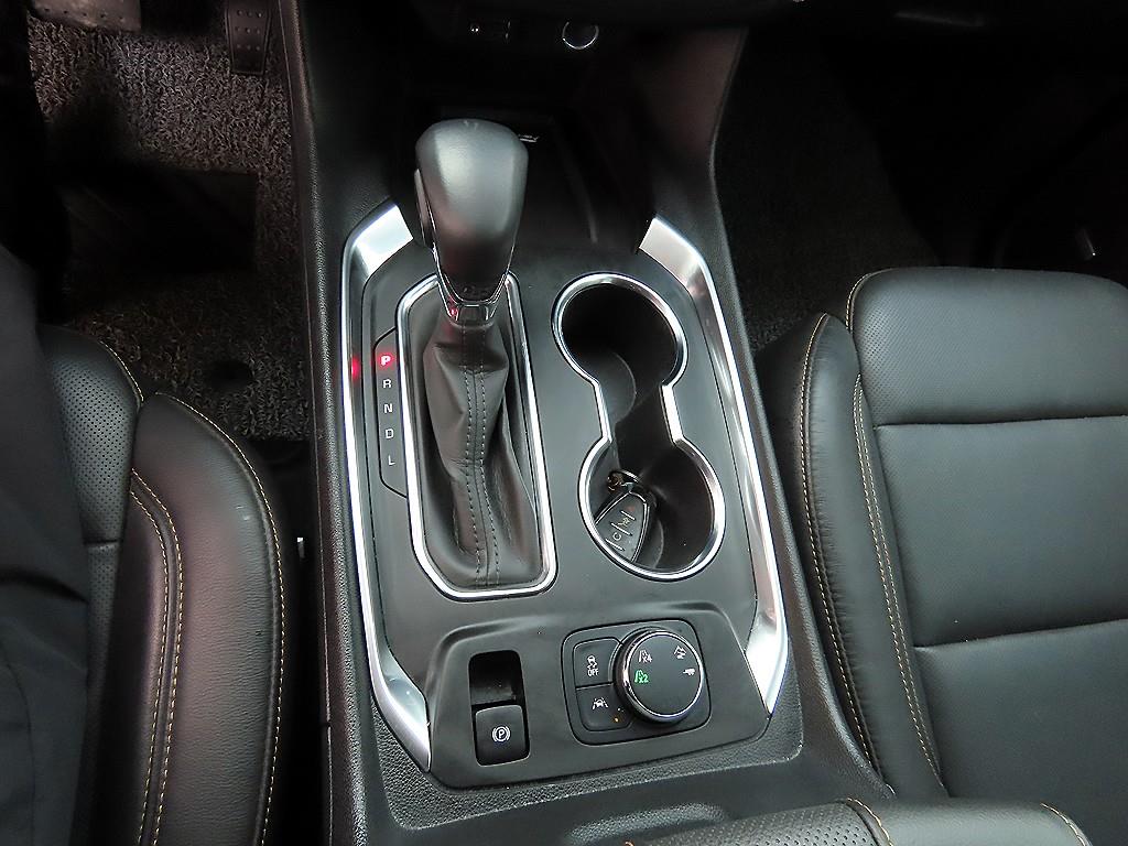 Chevrolet Travers - Vista 11