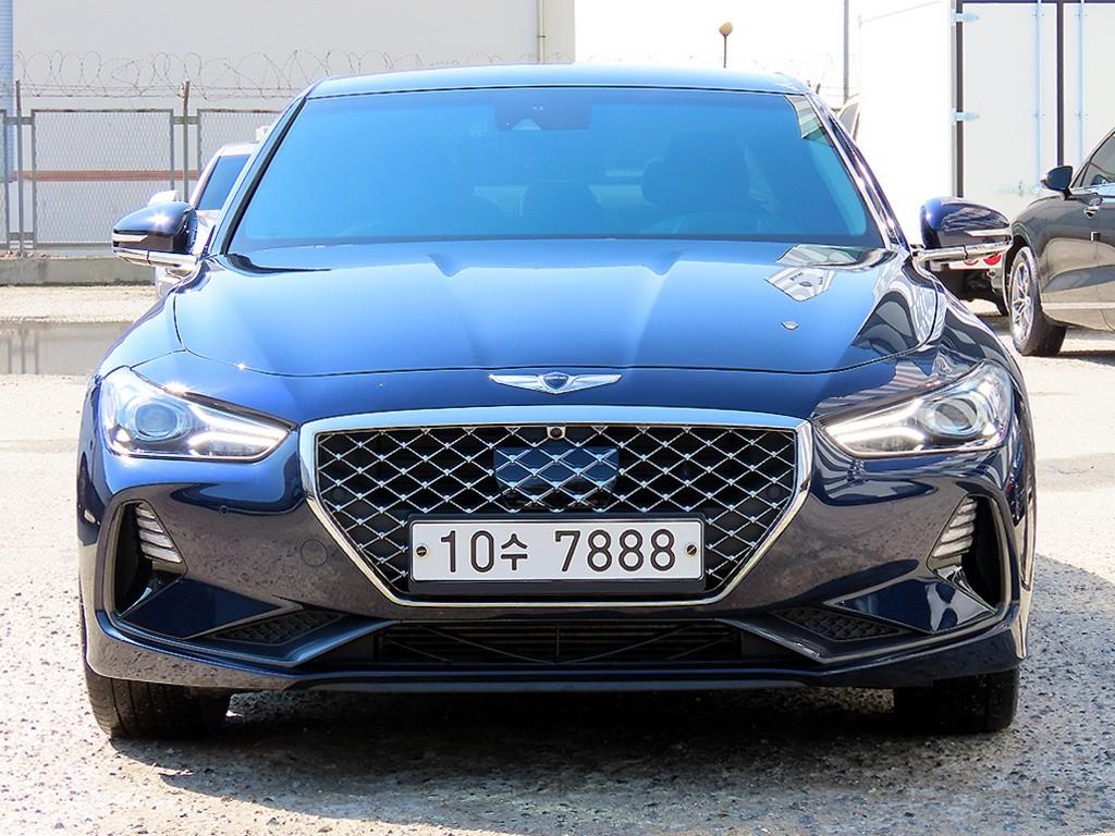 Genesis G70 - Vista 2