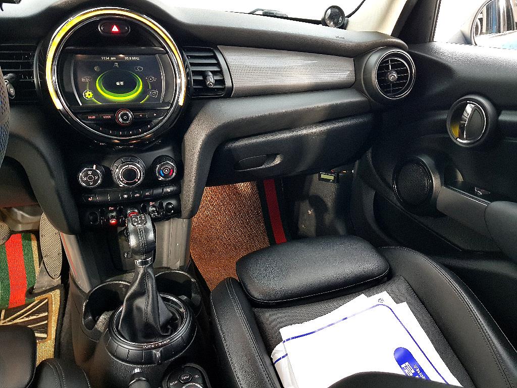Mini Cooper - Vista 10