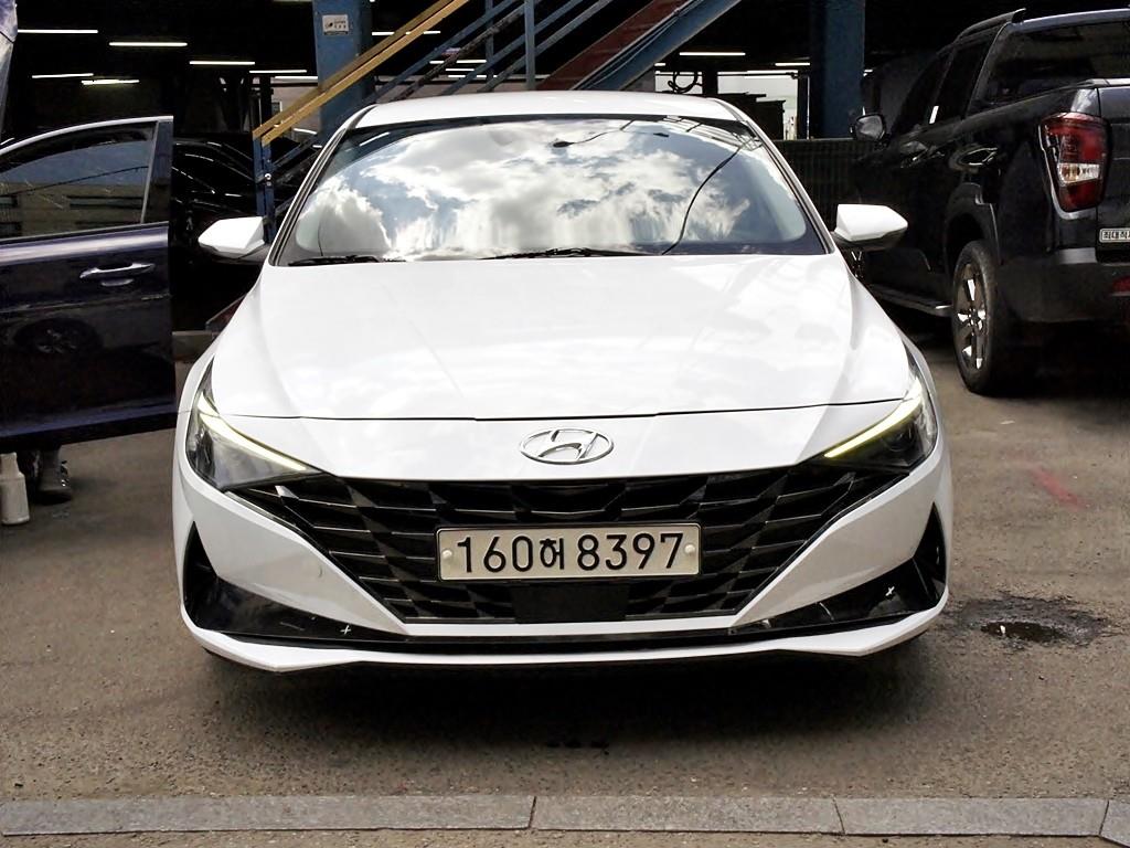 HYUNDAI Avante 2021 Blanco - Importación desde Corea - HF Imports Iquique - Foto 1