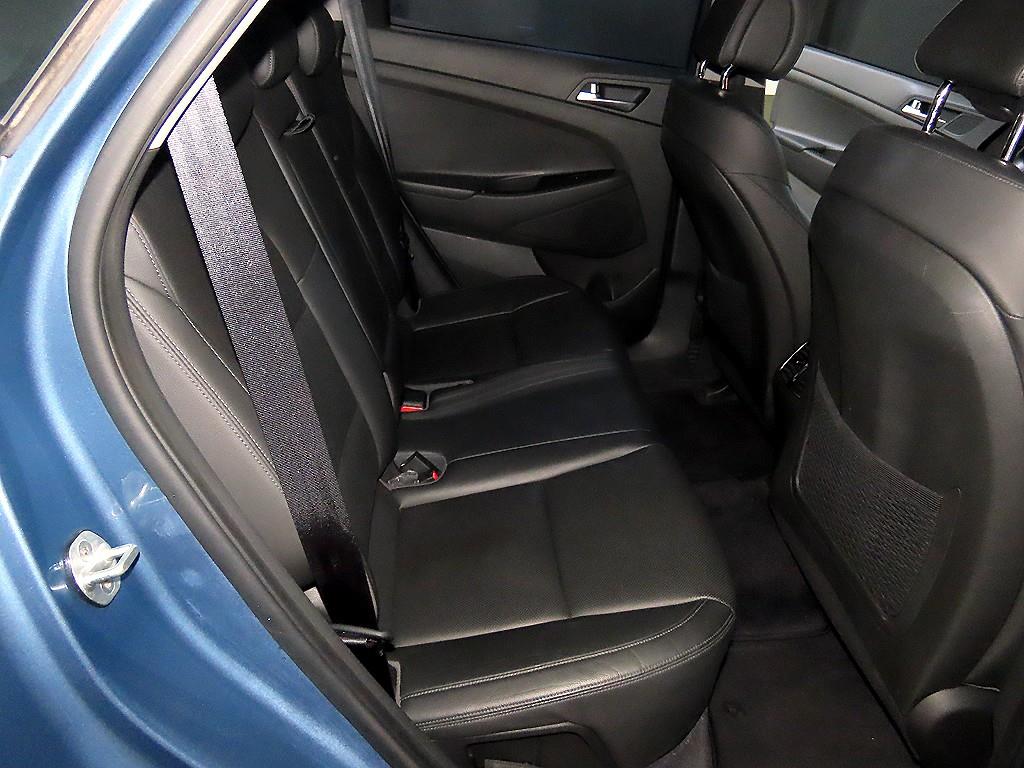 HYUNDAI Tucson - Vista 7