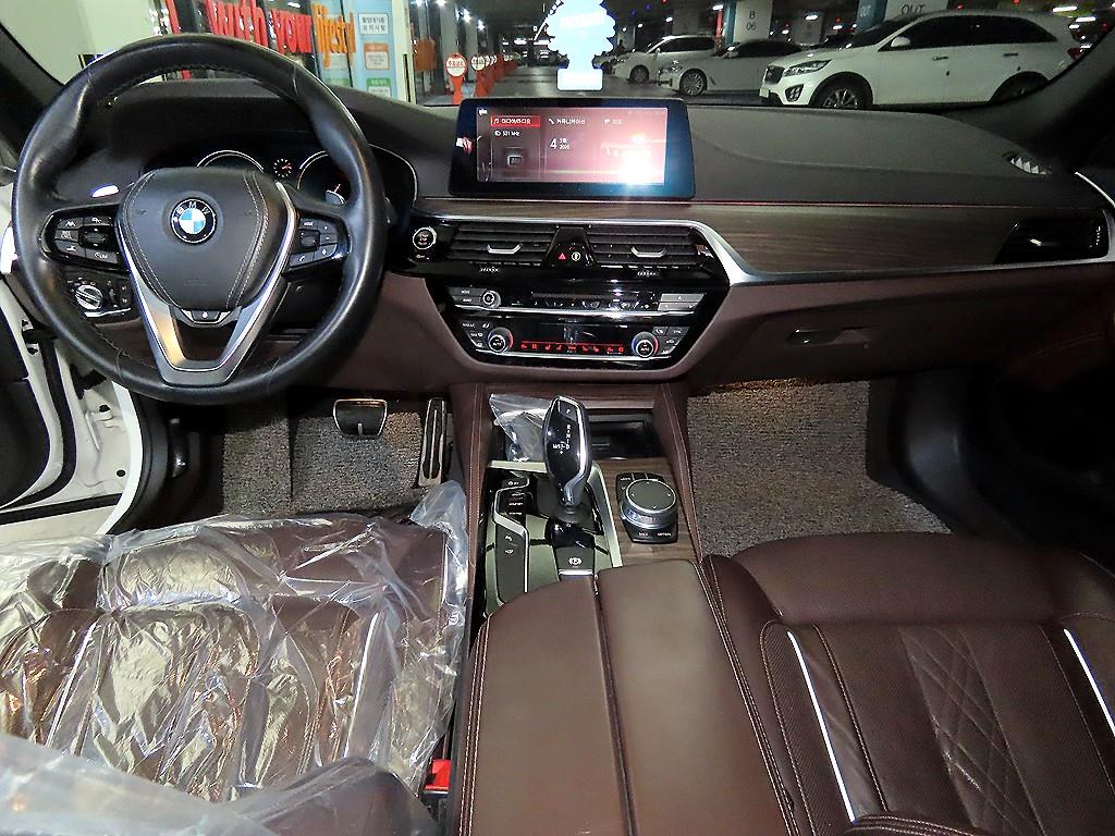 BMW 5 Series - Vista 10