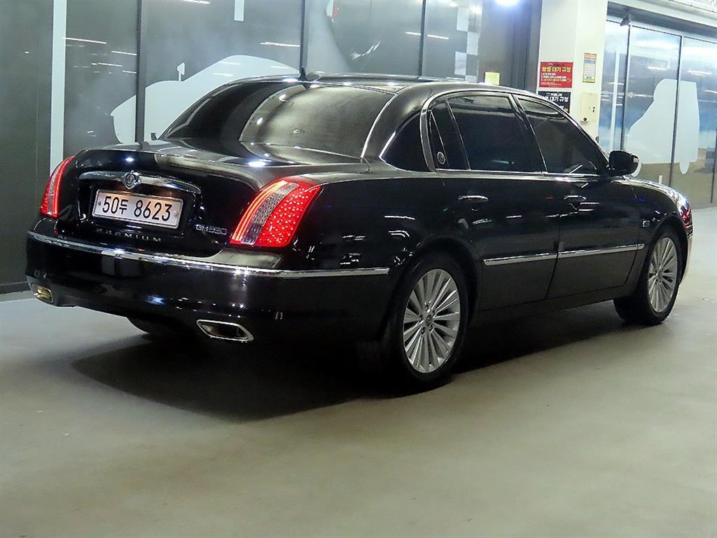KIA Opirus - Vista 4