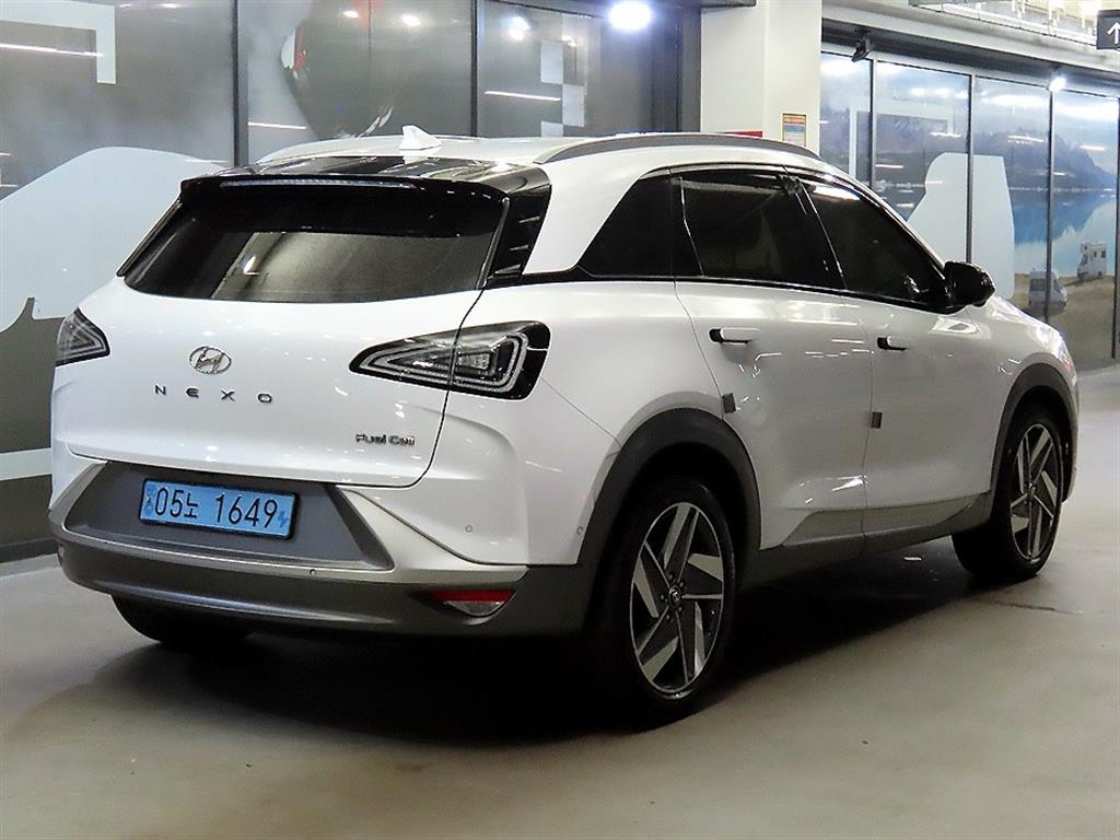 HYUNDAI Nexo - Vista 4