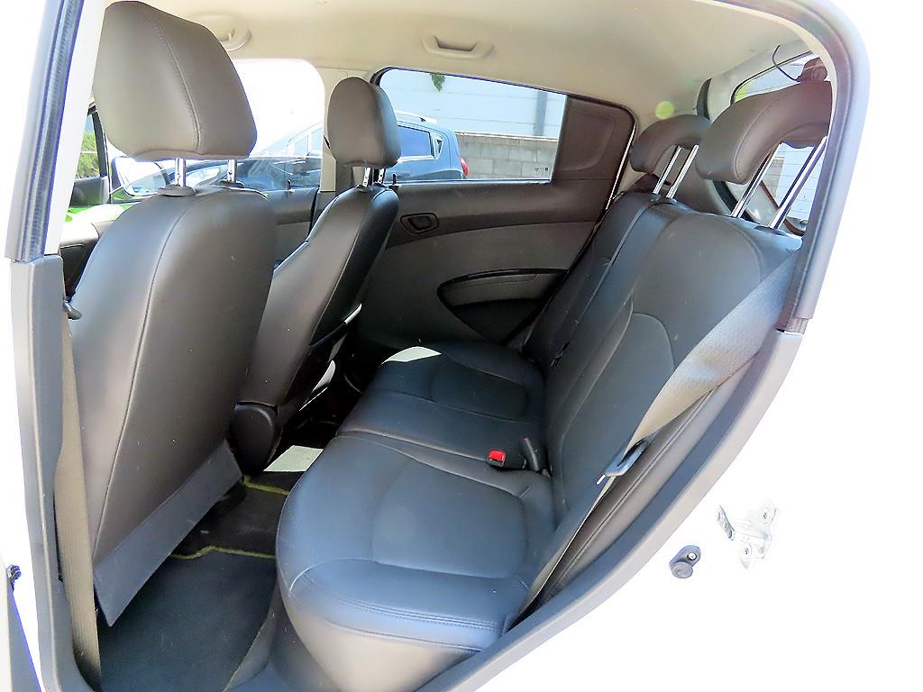Chevrolet Spark - Vista 6