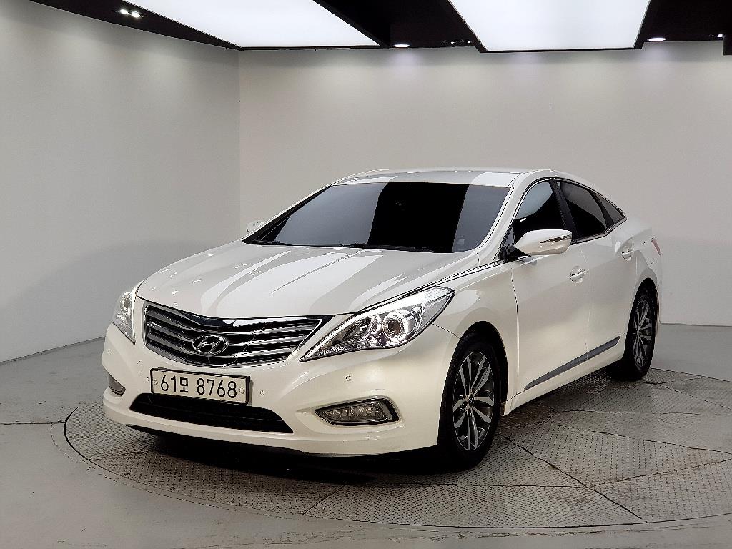 HYUNDAI Grandeur 2012 Blanco - Importación desde Corea - HF Imports Iquique - Foto 1