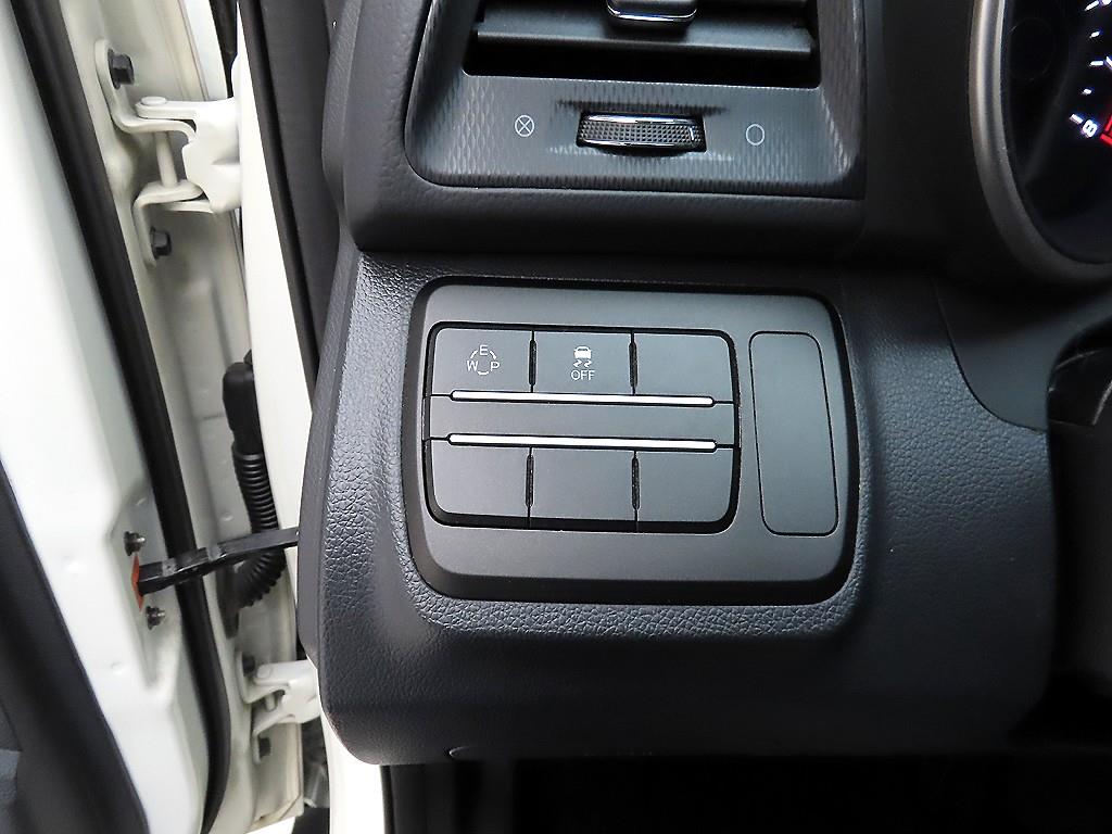 Ssangyong Tivoli - Vista 12