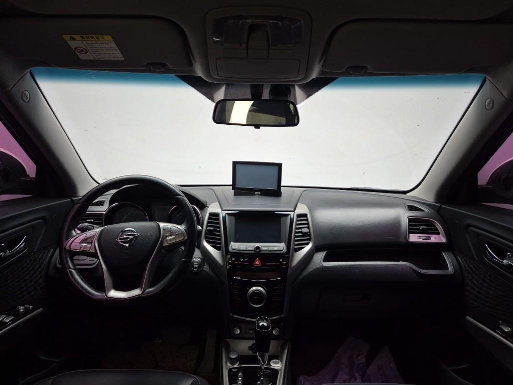 Ssangyong Tivoli - Vista 7