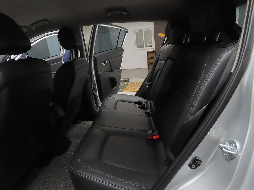 KIA Sportage 2011 Plateado - Importación desde Corea - HF Imports Iquique - Foto 11