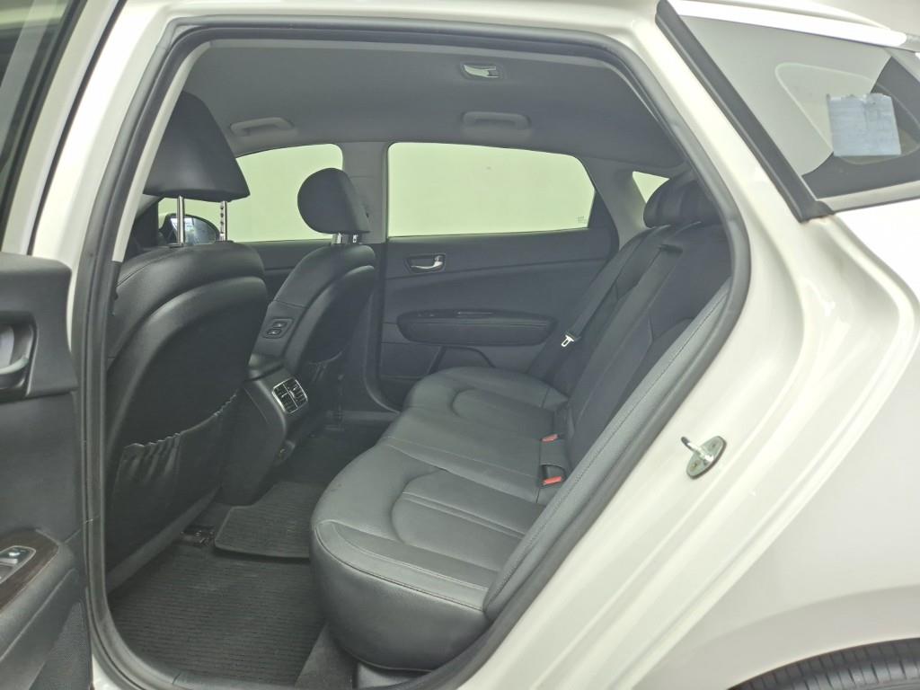 KIA K5 - Vista 12