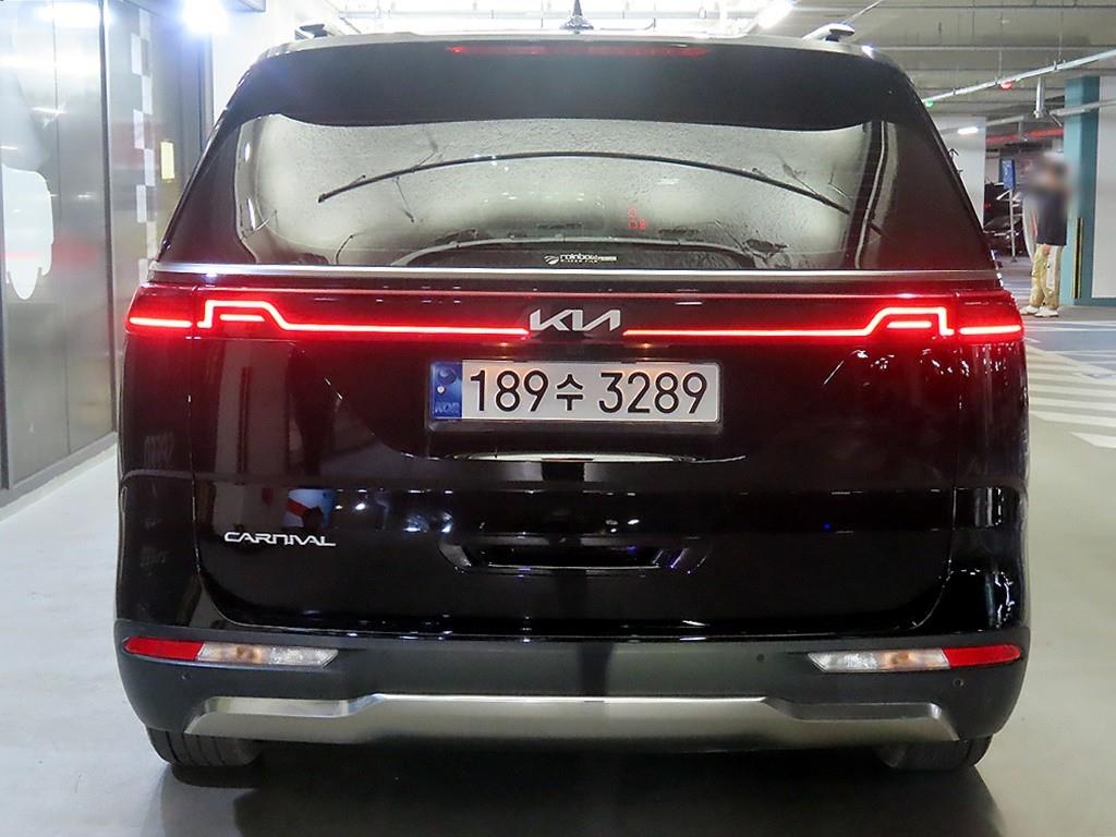 KIA Carnival - Vista 5