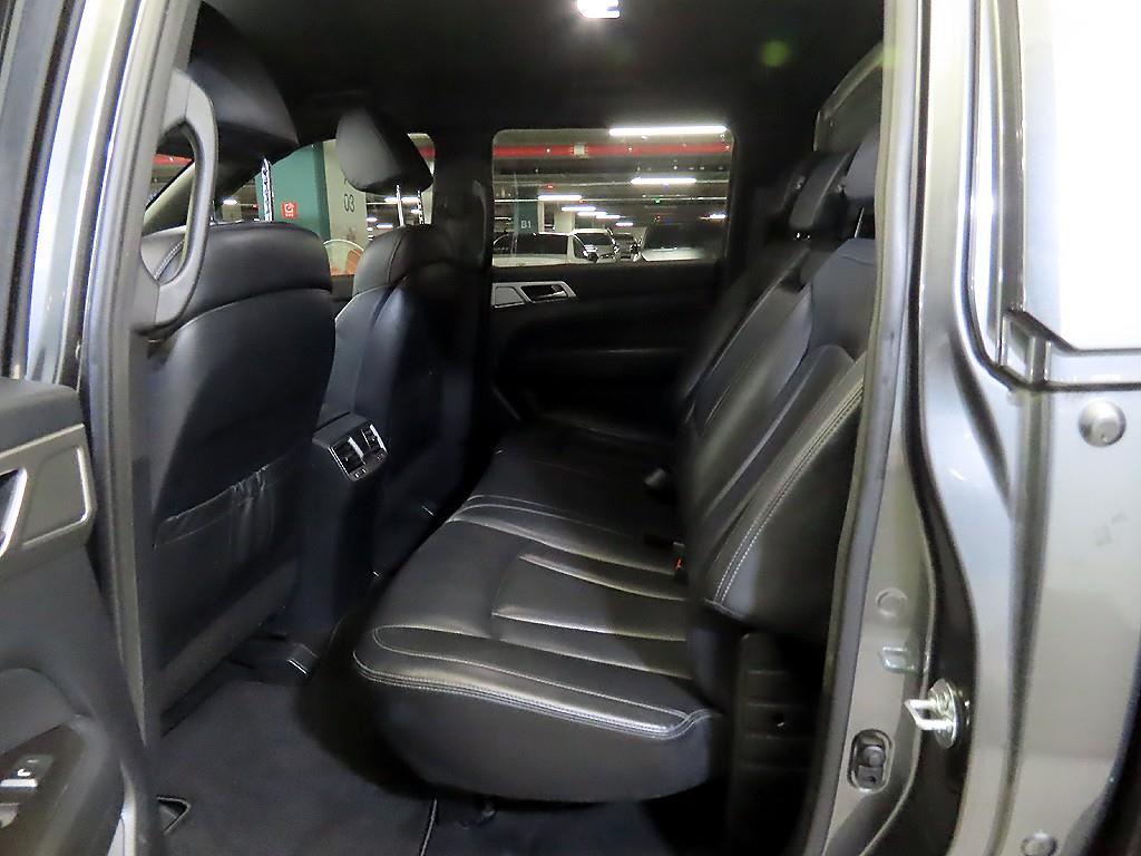 Ssangyong Rexton - Vista 7