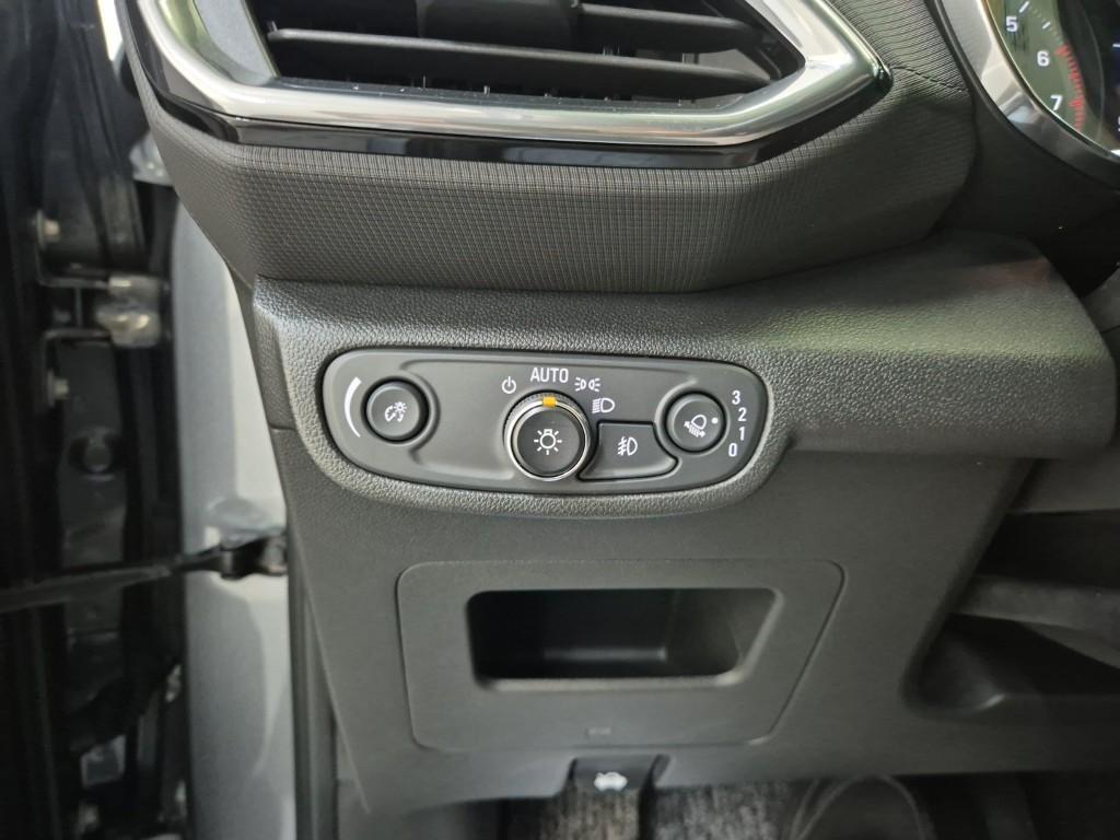 Chevrolet Trail Blazer 2021 Gris - Importación desde Corea - HF Imports Iquique - Foto 16