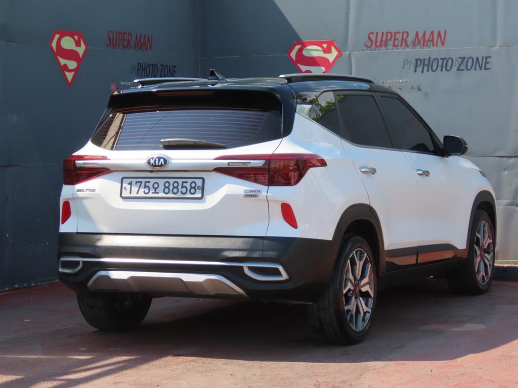 KIA Seltos - Vista 5