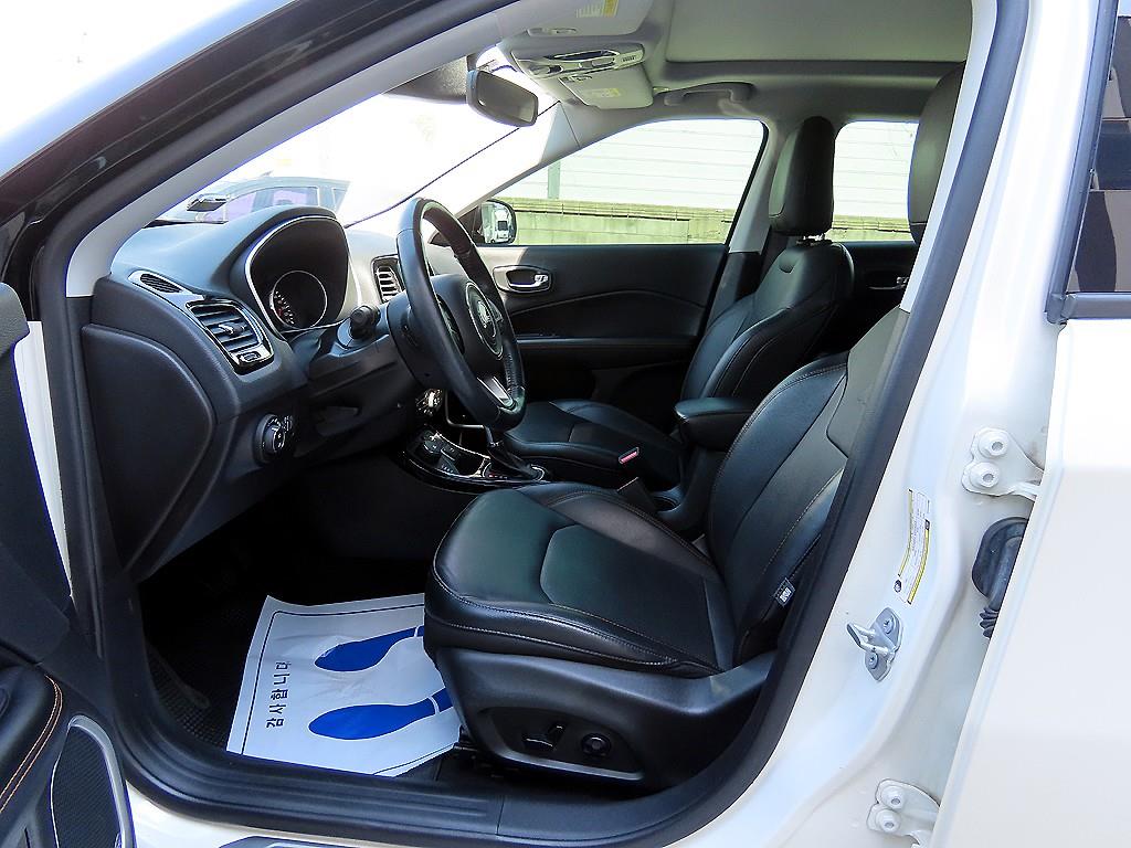 Jeep Compass - Vista 5