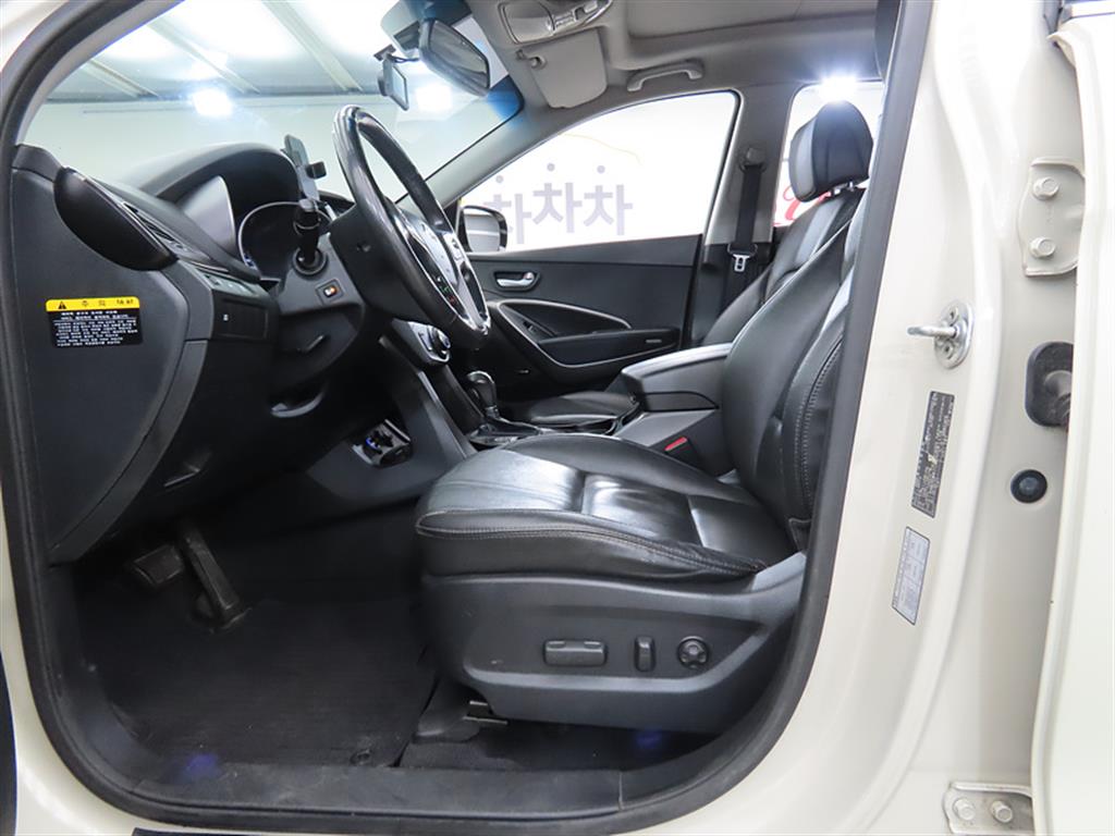 HYUNDAI Santa Fe - Vista 5