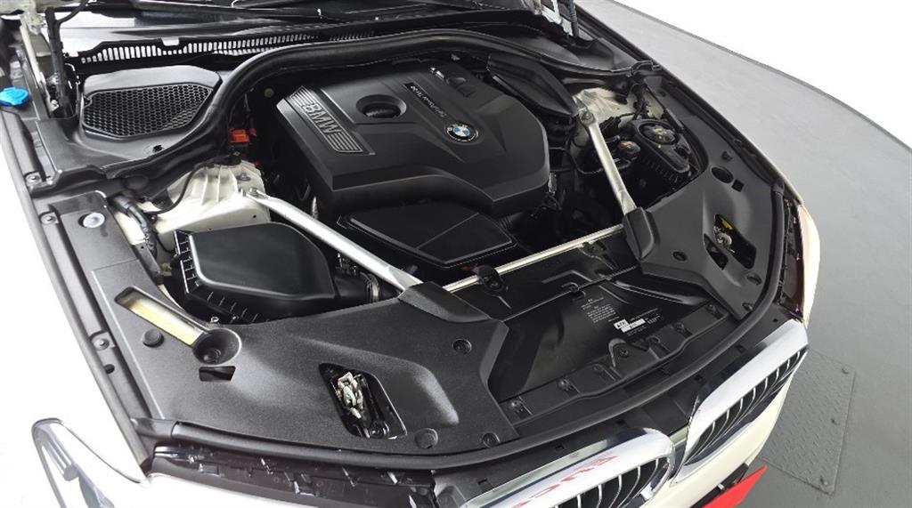 BMW 5 Series - Vista 10