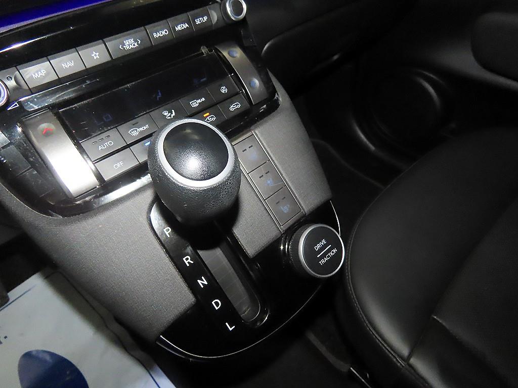 HYUNDAI Casper - Vista 12