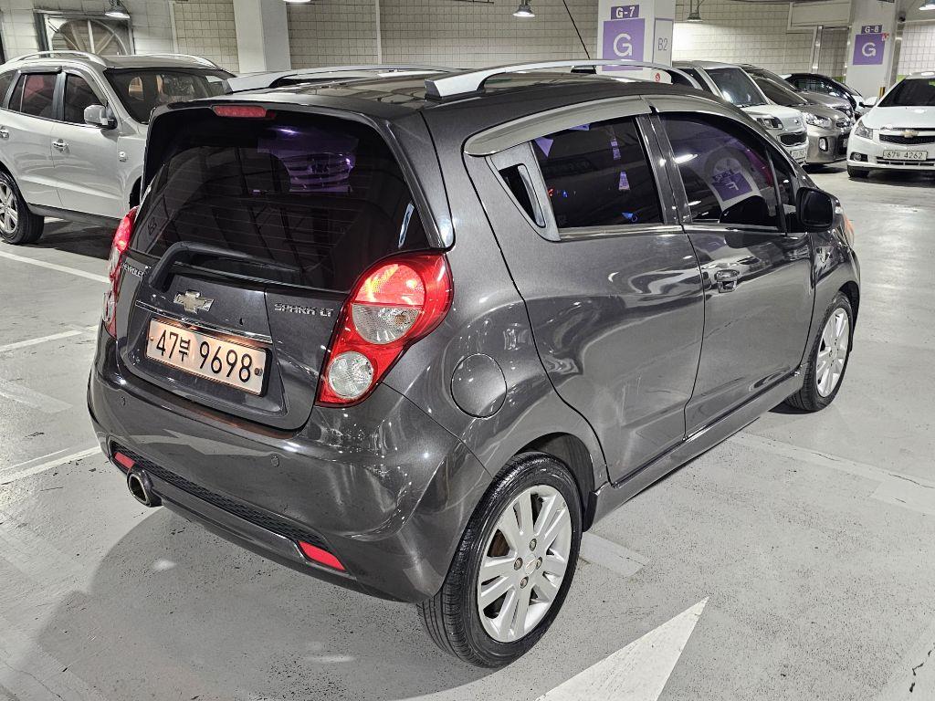 Chevrolet Spark - Vista 4