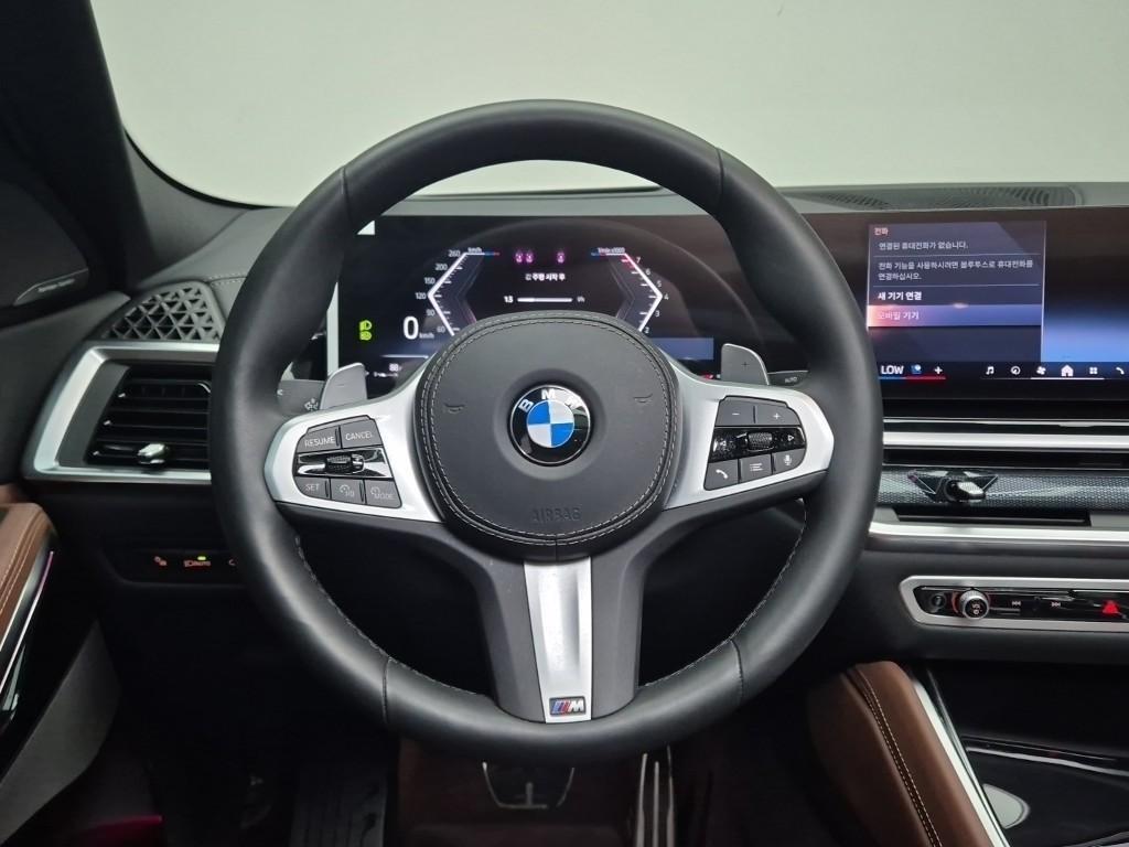BMW X6 - Vista 8