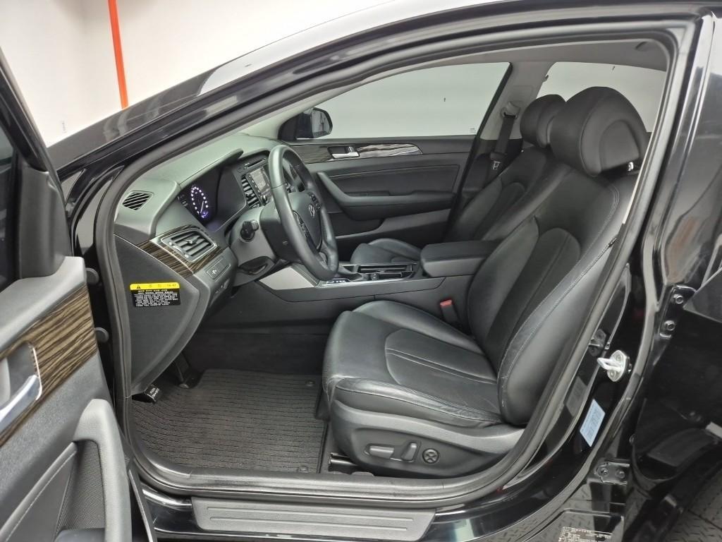 HYUNDAI Sonata - Vista 11