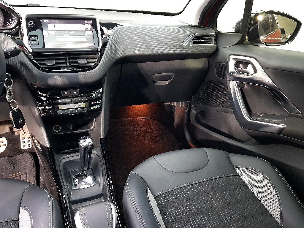 Peugeot 2008 - Vista 10