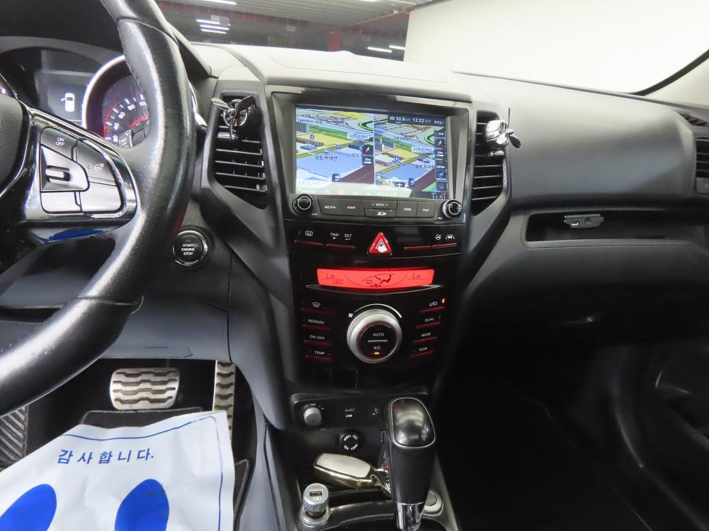 Ssangyong Tivoli - Vista 10