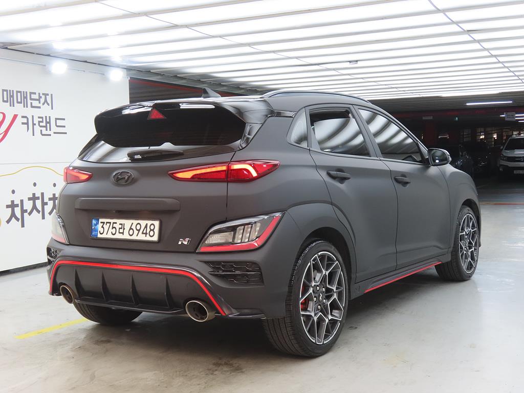 HYUNDAI Kona - Vista 4