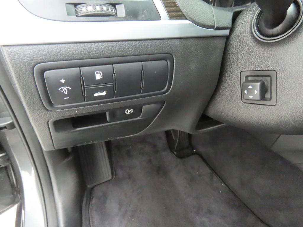 Genesis G80 - Vista 10