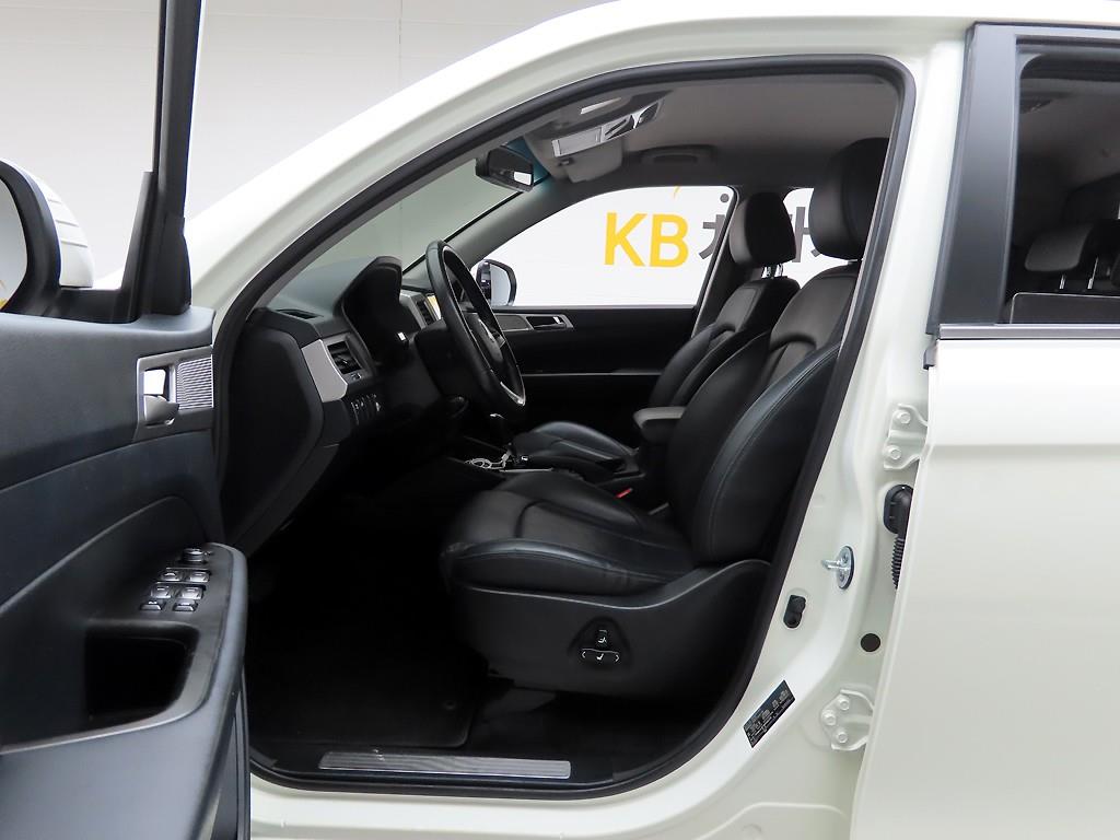 Ssangyong Rexton - Vista 11
