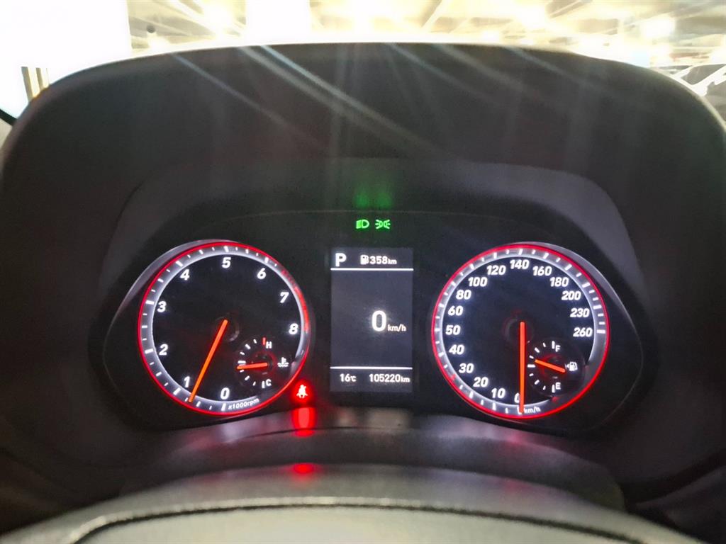 HYUNDAI Veloster - Vista 11