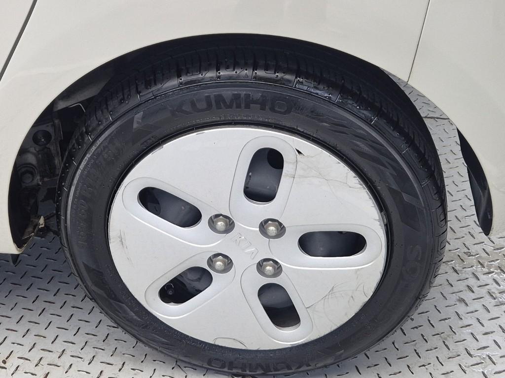 KIA Ray 2018 Blanco - Importación desde Corea - HF Imports Iquique - Foto 18