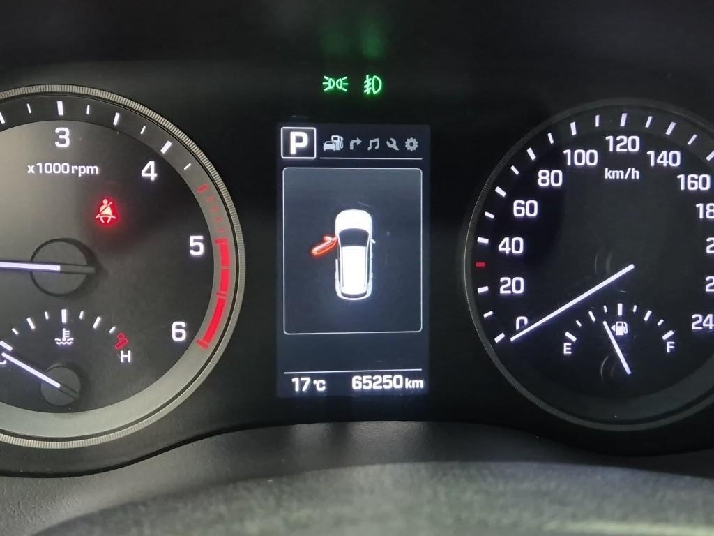 HYUNDAI Tucson - Vista 7