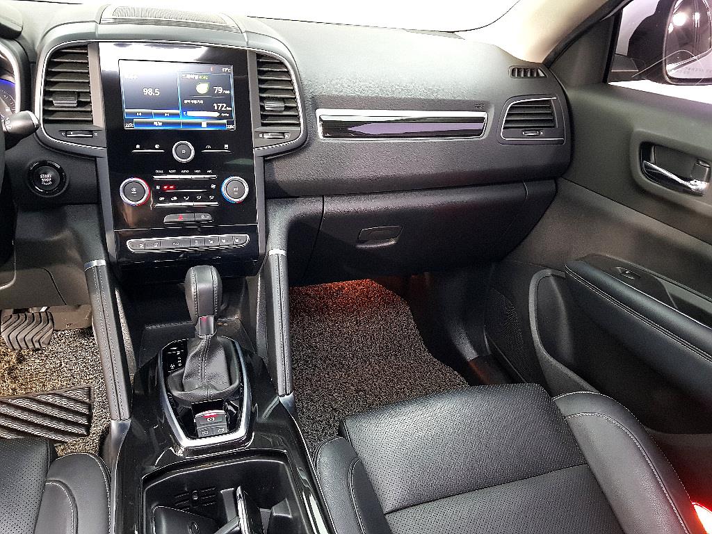 SAMSUNG QM6 - Vista 10
