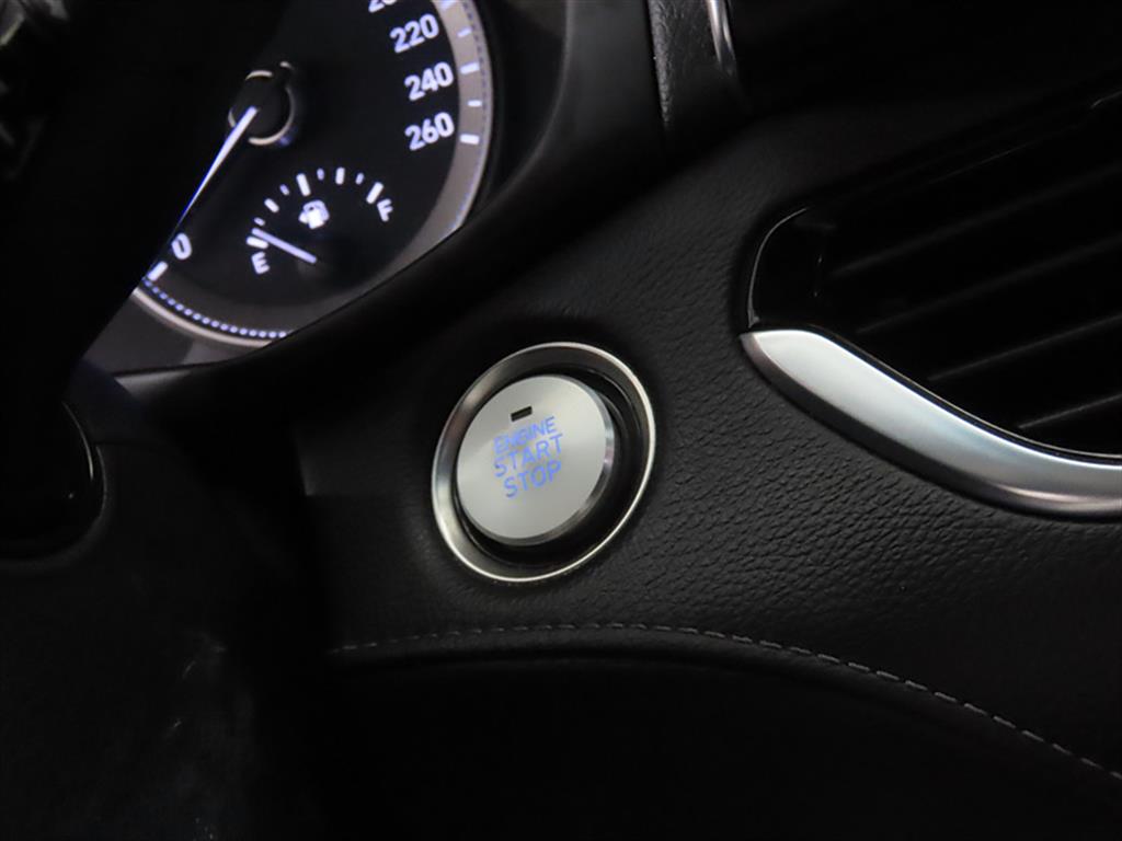 HYUNDAI Grandeur - Vista 11