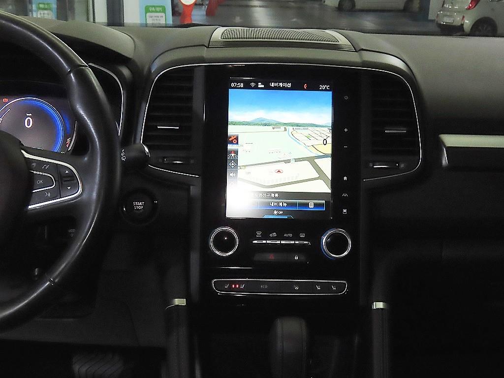 SAMSUNG QM6 - Vista 11