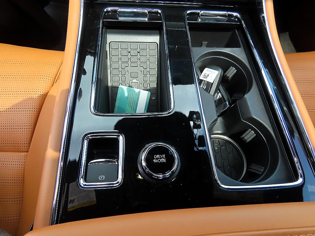 Lincoln Aviator - Vista 12