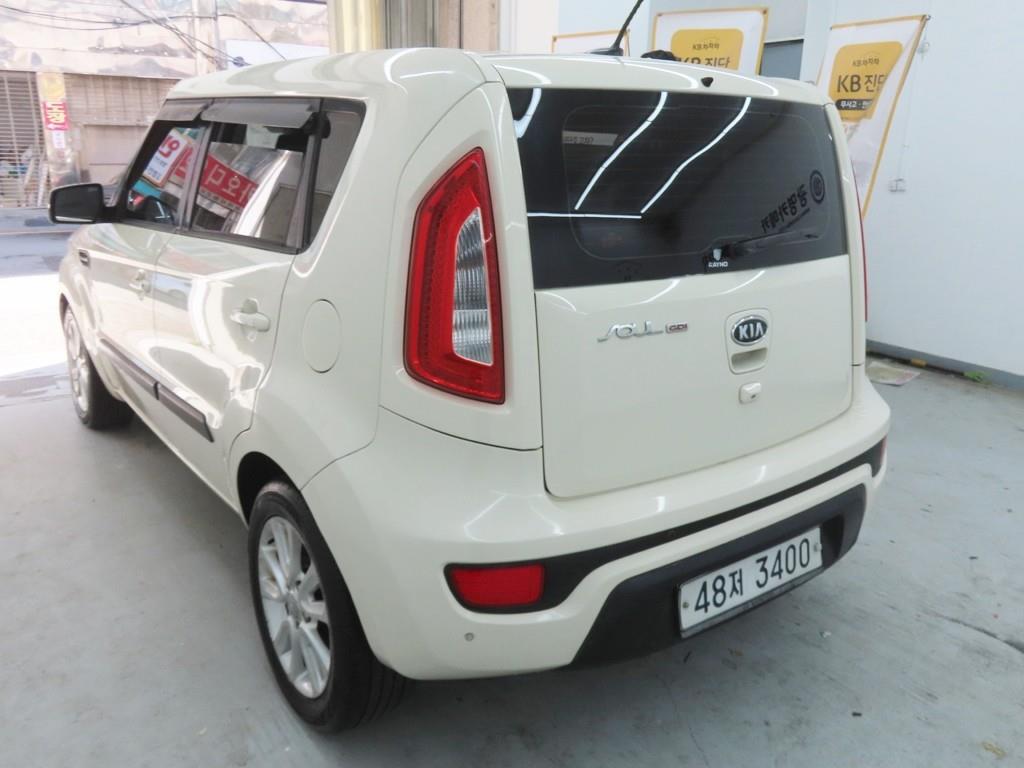 KIA Soul - Vista 4