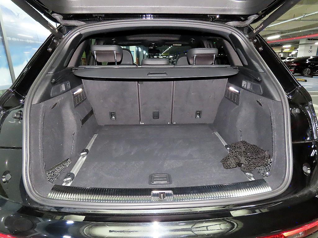 Audi SQ5 2022 Negro - Importación desde Corea - HF Imports Iquique - Foto 16